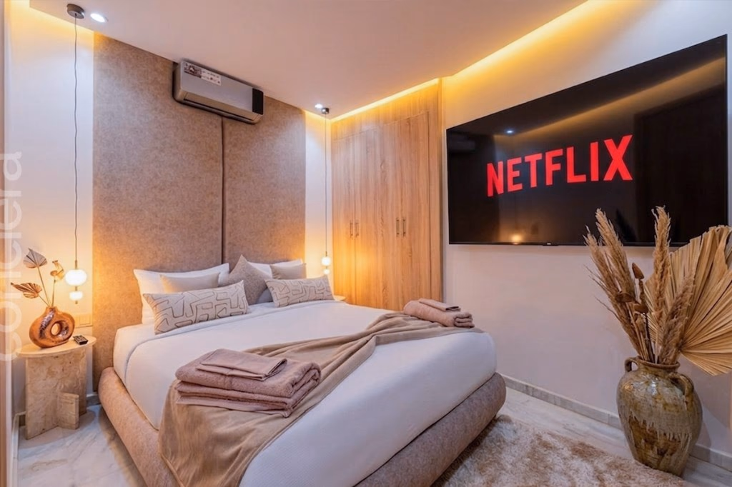 Chambre Queen Size avec Smart TV Netflix - Malabata Hills Tanger